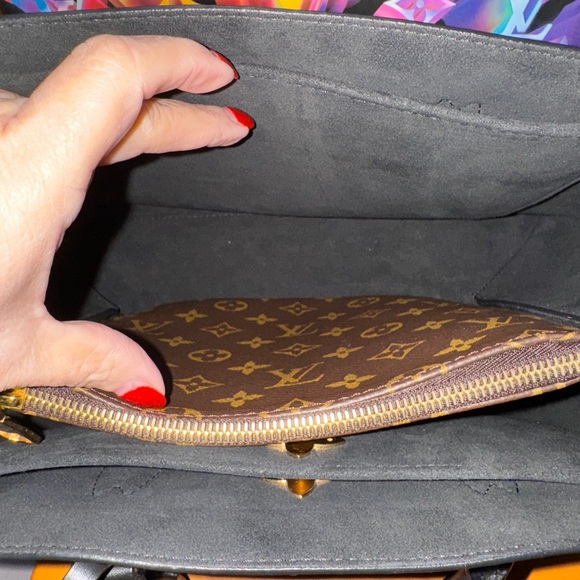 Louis Vuitton Flower Tote Monogram 2WAY Bag - Picture 7 of 9